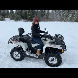 Meet your Posher, Libby